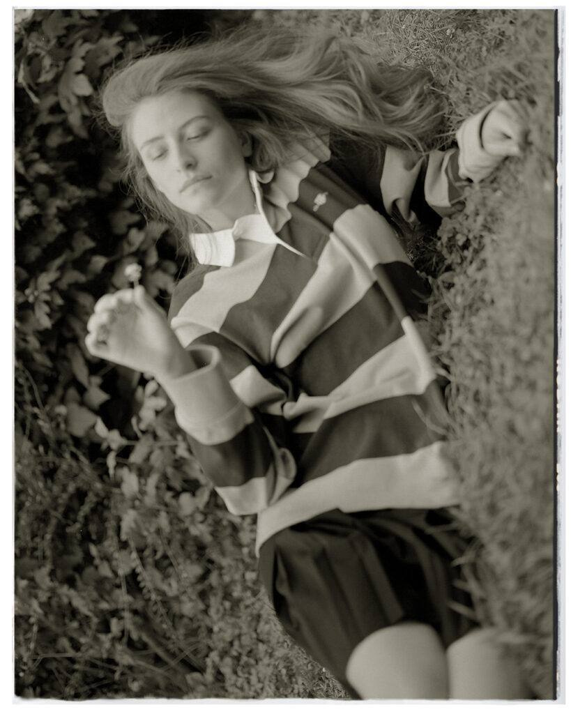 Thea-handprint-Paris